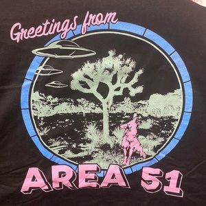 Area 51 t-shirt size Large unisex — brand new 🛸 👽